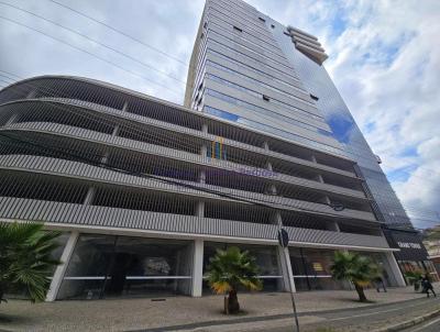 Loja Comercial para Venda, em Juiz de Fora, bairro Centro, 4 banheiros